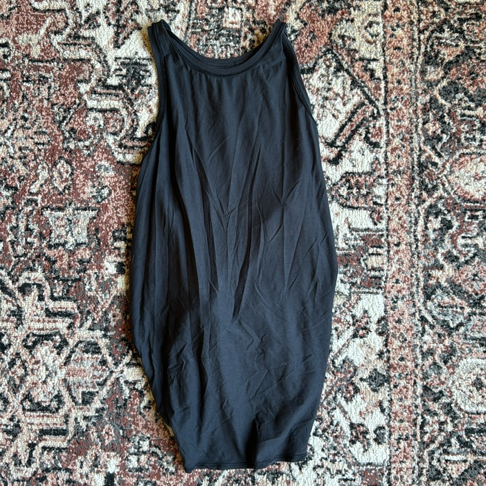 Lululemon Open/Tie Back Tank
